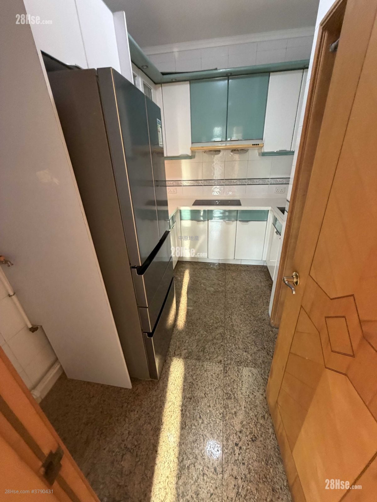 Botania Villa Sell 3 Bedrooms 819 ft²