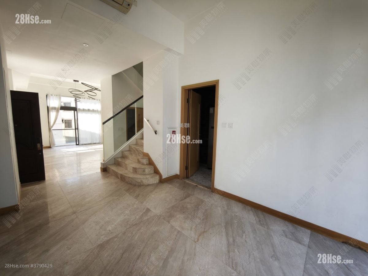 珀爵 售盘 4 房 , 3 浴室 1,992 平方尺