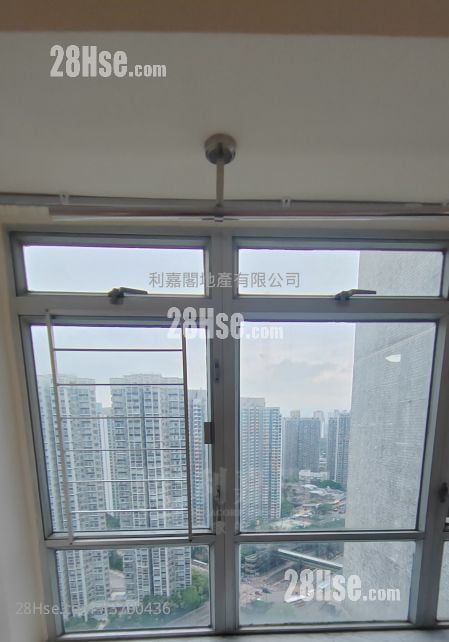 Kingswood Villas Rental 3 Bedrooms , 2 Bathrooms 636 ft²