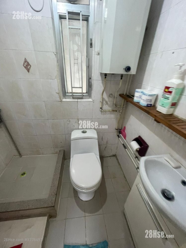 康辉大厦 售盘 2 房 , 1 浴室 271 平方尺