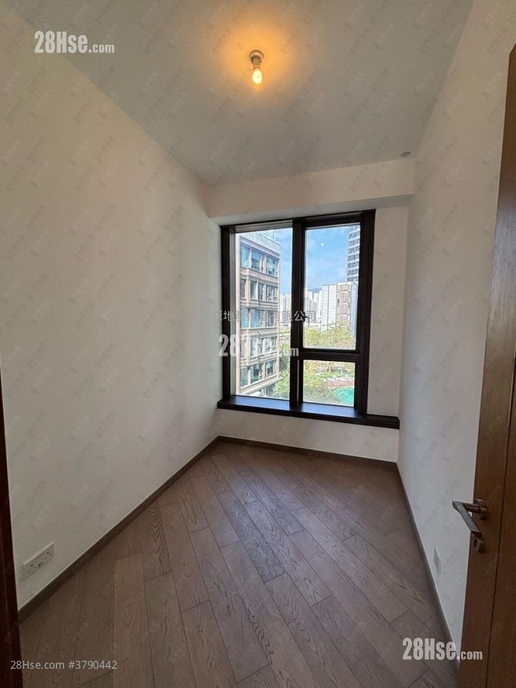 Vibe Centro Sell 3 Bedrooms , 2 Bathrooms 1,102 ft²