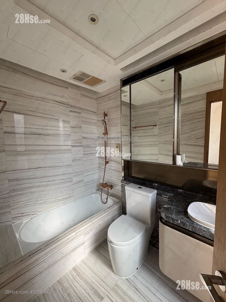 Vibe Centro Sell 3 Bedrooms , 2 Bathrooms 1,102 ft²