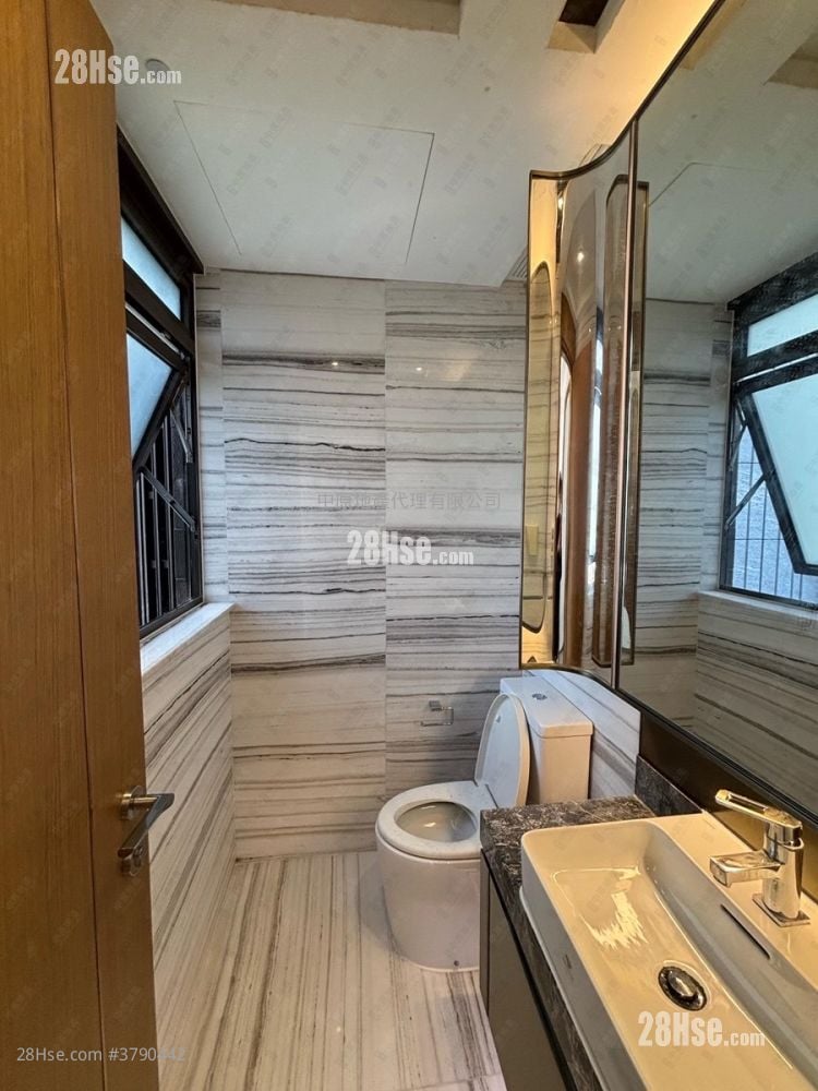 Vibe Centro Sell 3 Bedrooms , 2 Bathrooms 1,102 ft²