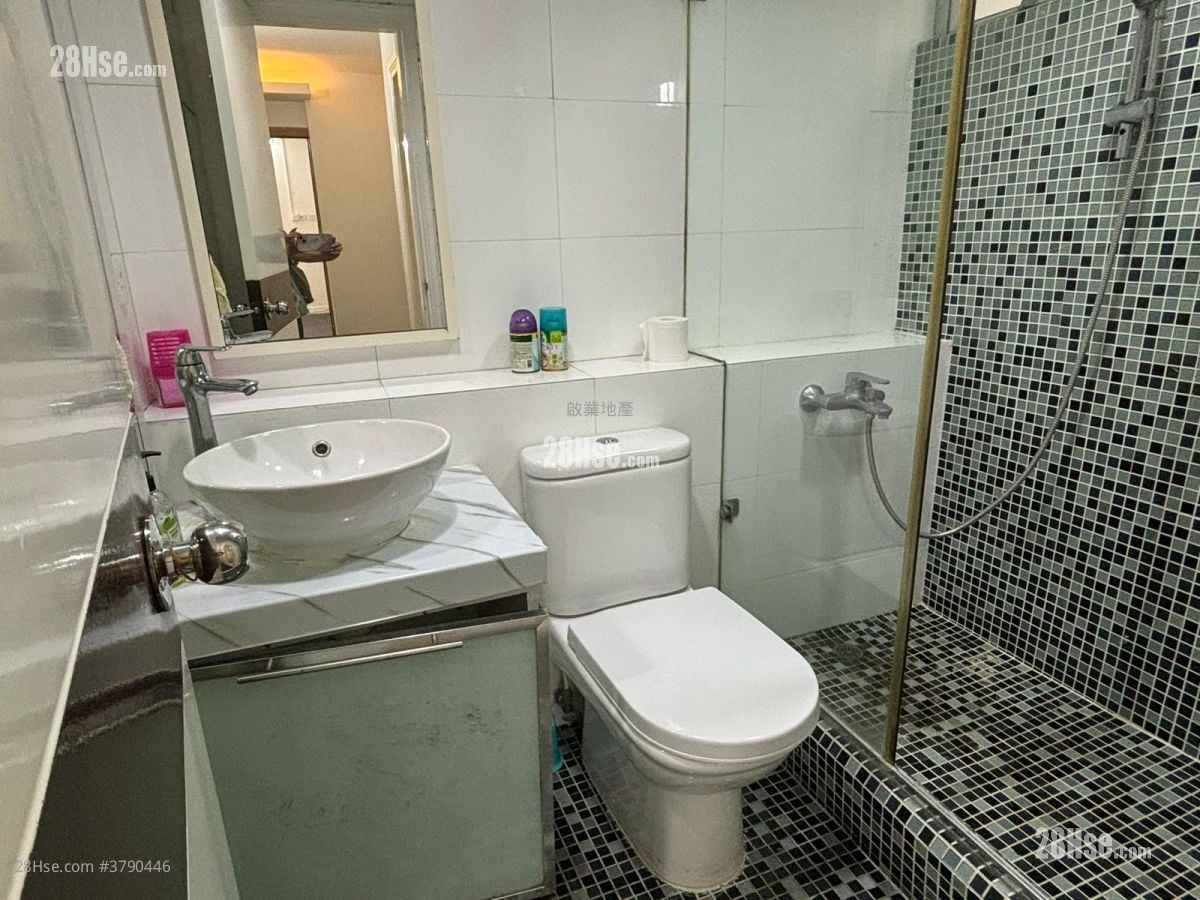 美孚新邨 售盘 3 房 , 2 浴室 918 平方尺