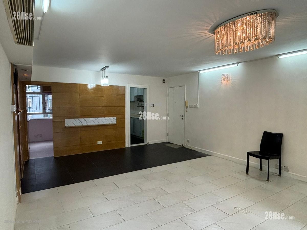 美孚新邨 售盘 3 房 , 2 浴室 918 平方尺