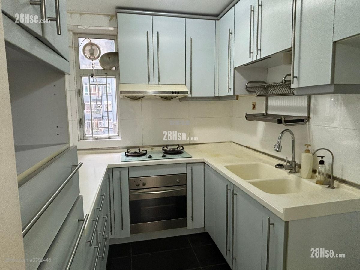 美孚新邨 售盘 3 房 , 2 浴室 918 平方尺