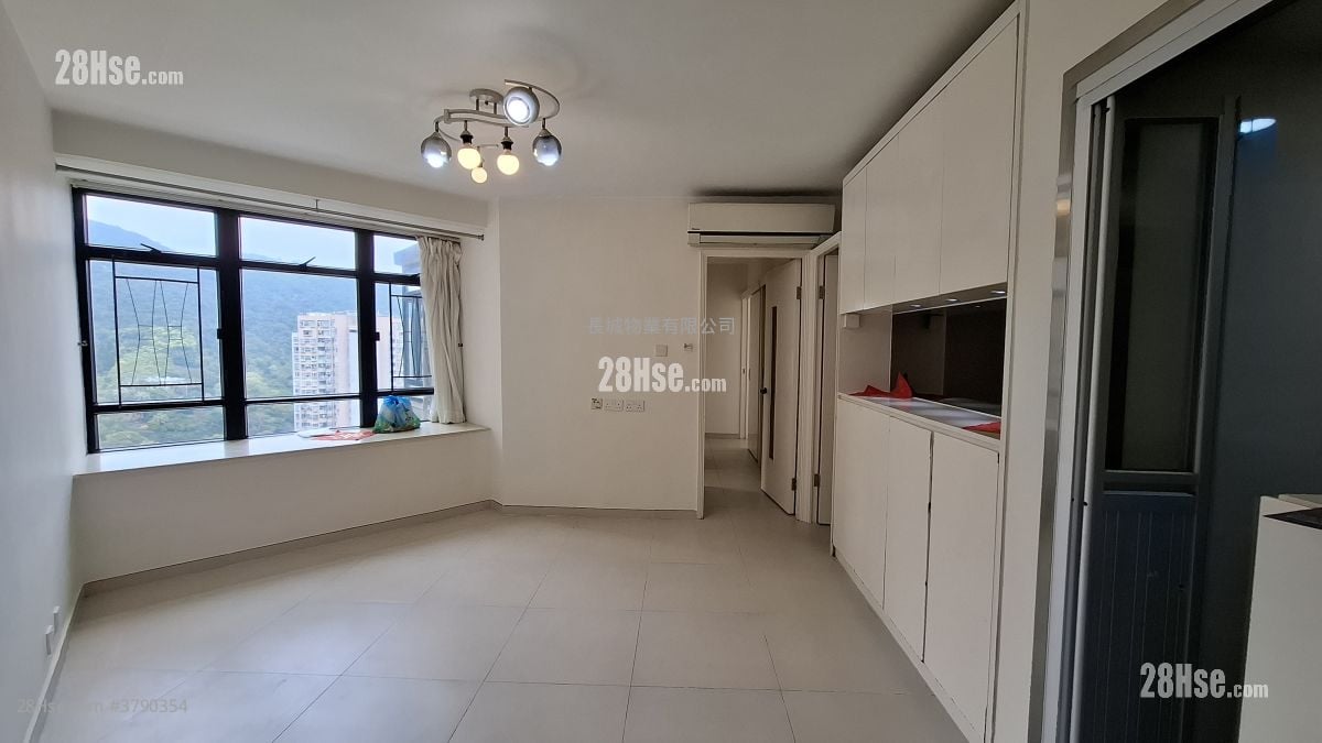 康怡花园 售盘 3 房 , 1 浴室 594 平方尺