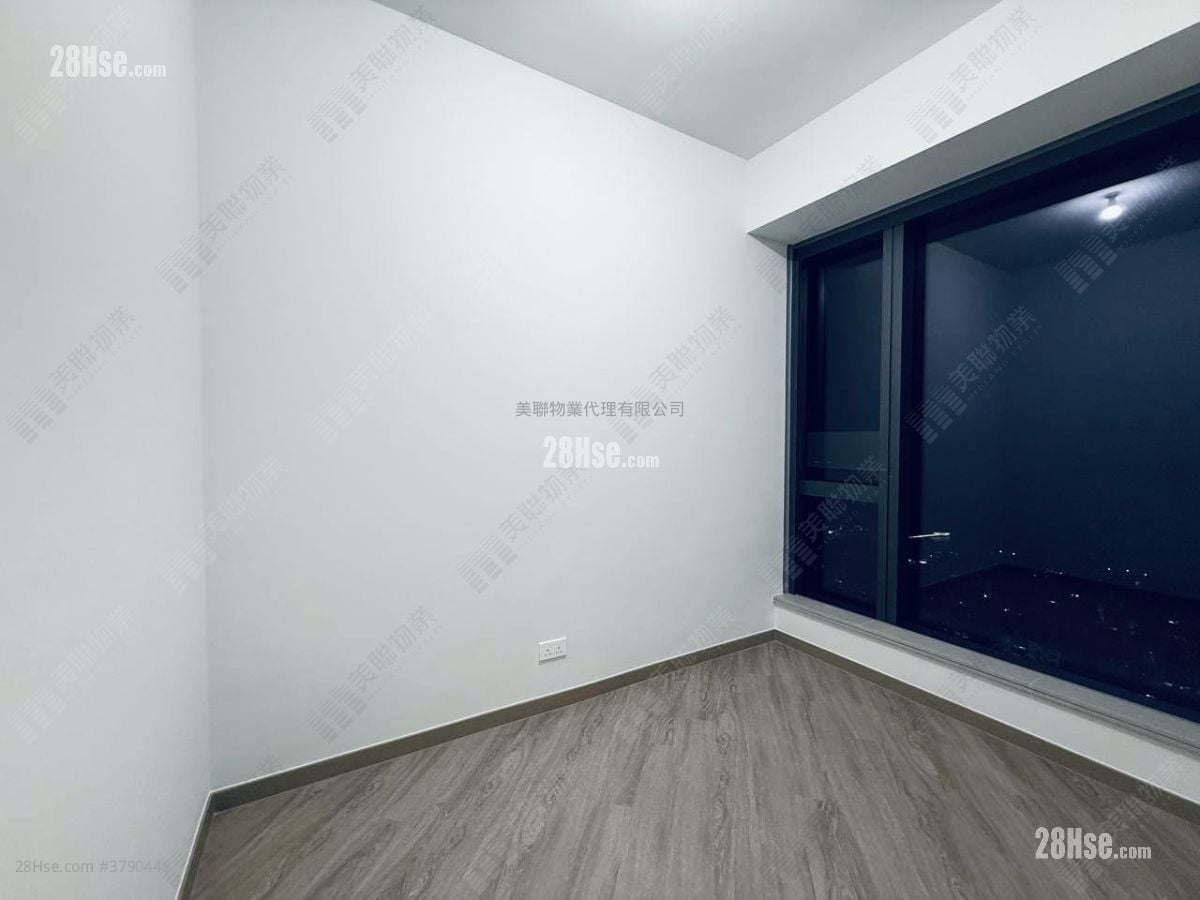 Sierra Sea Sell 3 Bedrooms , 1 Bathroom 531 ft²