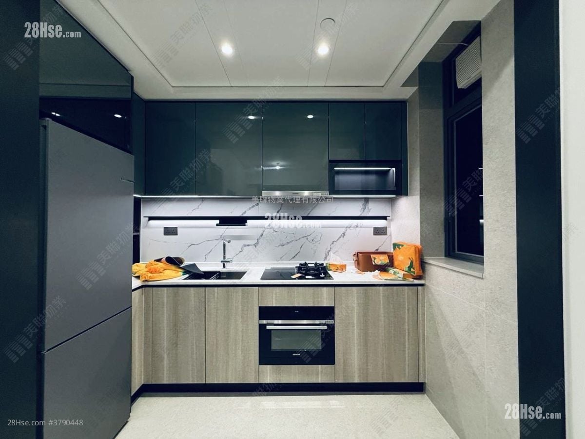 Sierra Sea Sell 3 Bedrooms , 1 Bathroom 531 ft²