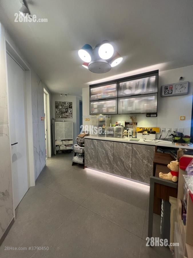 Taikoo Shing Sell 3 Bedrooms , 2 Bathrooms 1,114 ft²