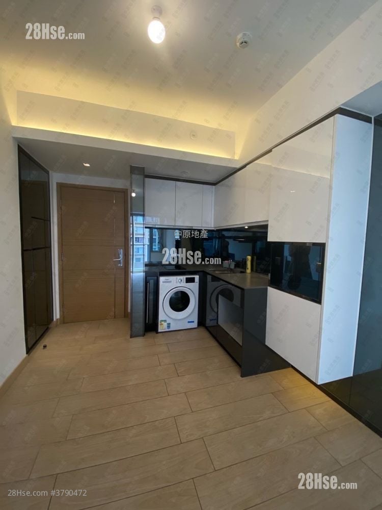 Century Link Sell 1 Bedroom 379 ft²