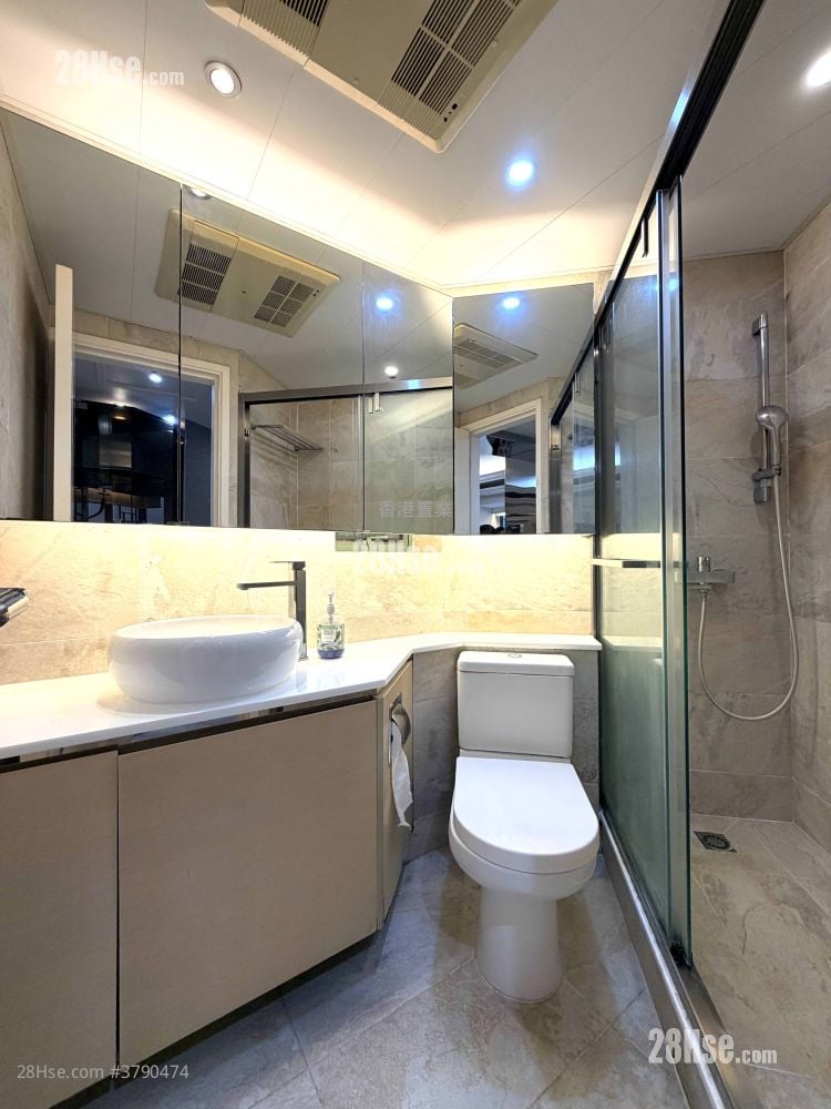 柏景湾 售盘 3 房 , 2 浴室 695 平方尺