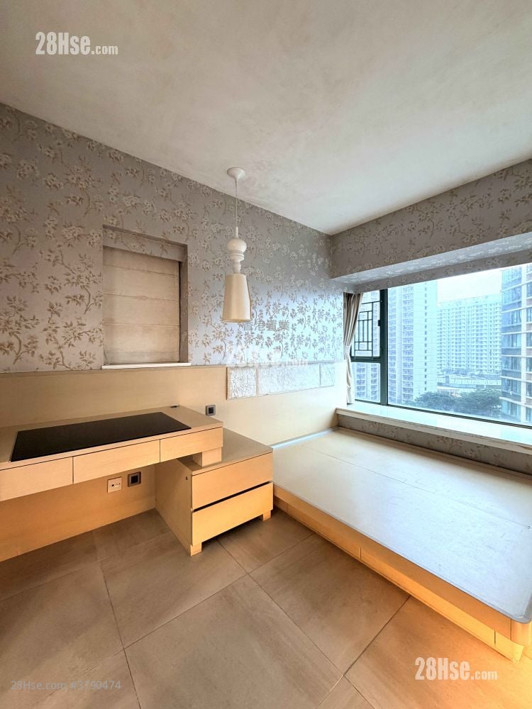 柏景湾 售盘 3 房 , 2 浴室 695 平方尺