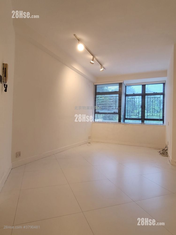 康怡花园 租盘 2 房 , 2 浴室 668 平方尺