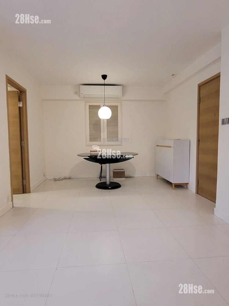 康怡花园 租盘 2 房 , 2 浴室 668 平方尺