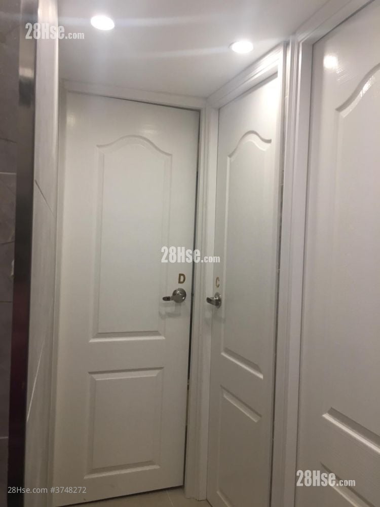 Rialto Mansion Rental 1 Bedroom , 1 Bathroom 150 ft²