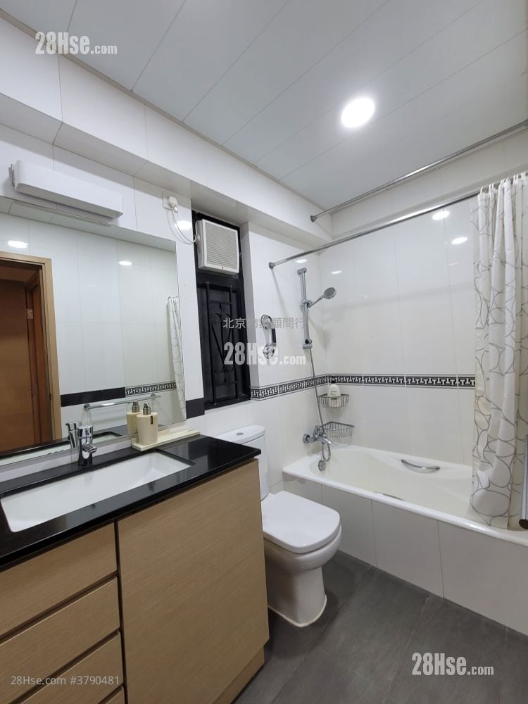 康怡花园 租盘 2 房 , 2 浴室 668 平方尺