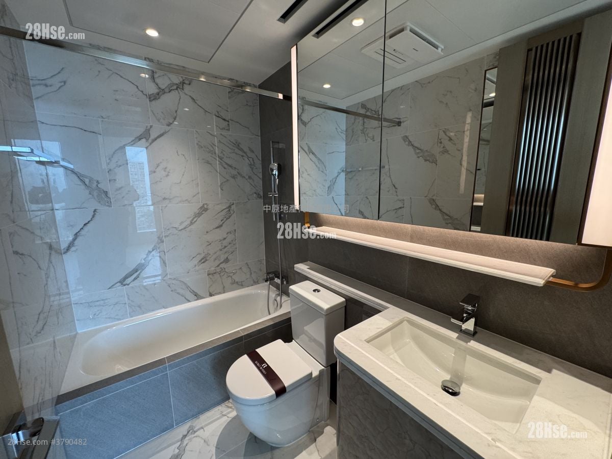 Koko Hills Rental 2 Bedrooms , 1 Bathroom 467 ft²