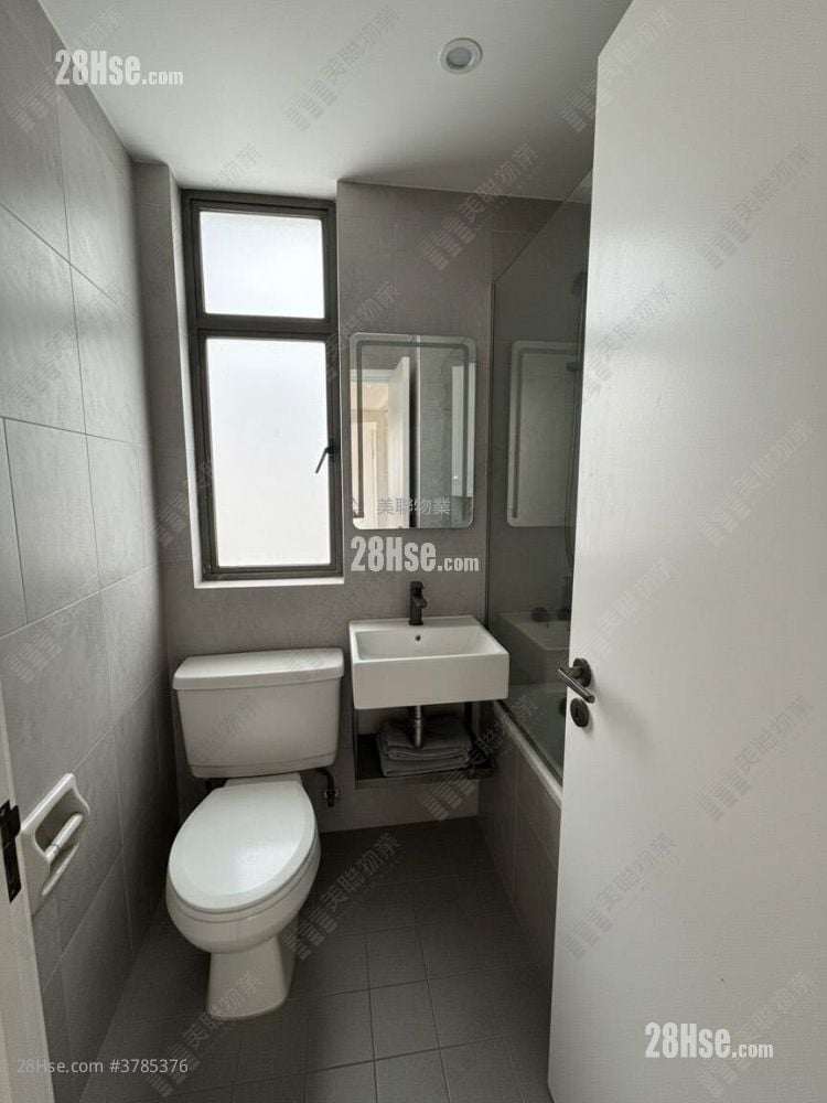 Greenland Garden Sell 2 Bedrooms , 1 Bathroom 429 ft²