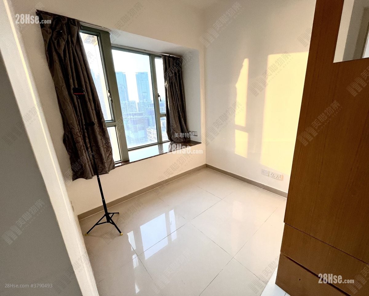 The Victoria Towers Rental 2 Bedrooms , 1 Bathroom 494 ft²