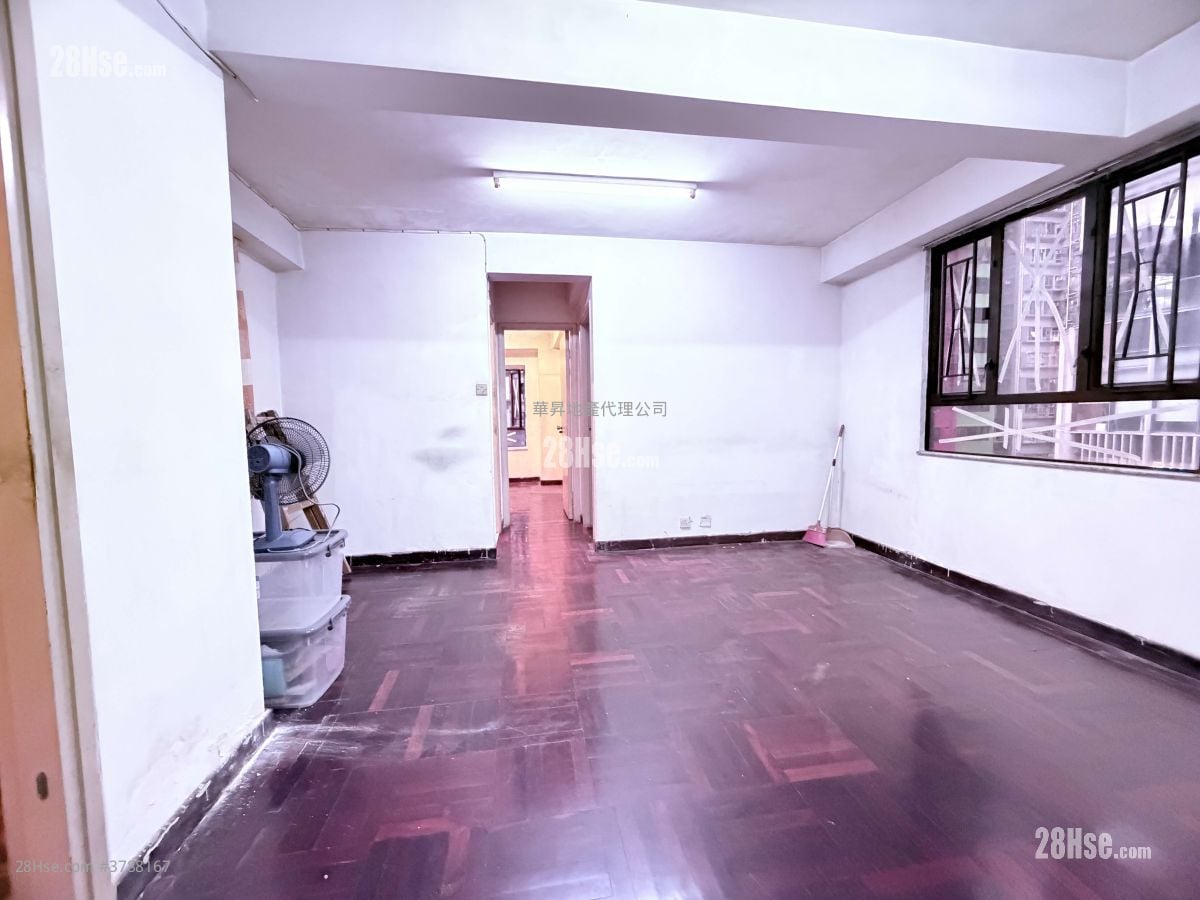 Tone King Building Sell 2 Bedrooms , 1 Bathroom 436 ft²