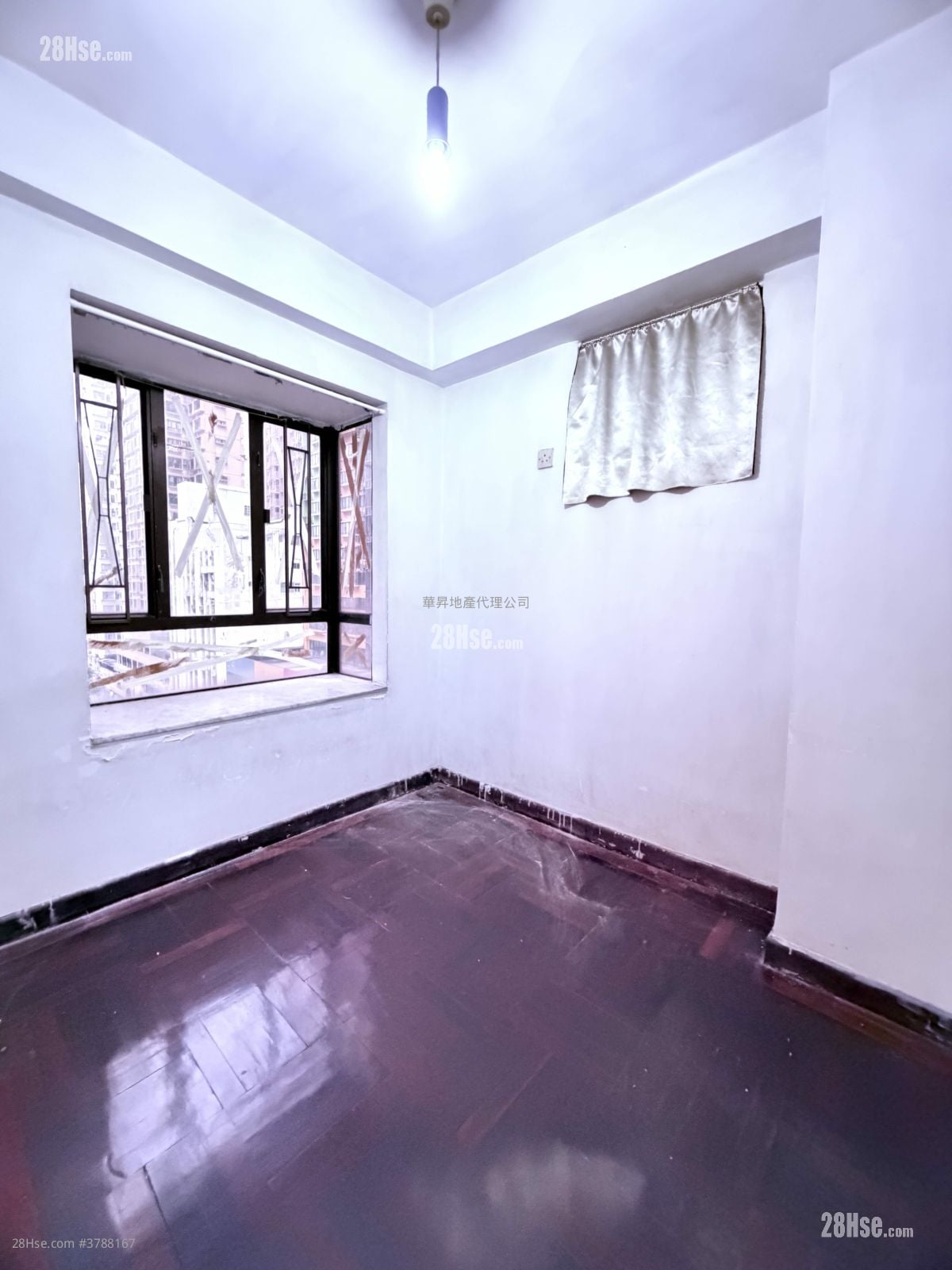 Tone King Building Sell 2 Bedrooms , 1 Bathroom 436 ft²