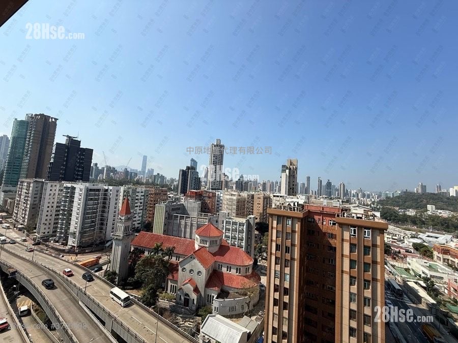 128 Waterloo Sell 1 Bedroom 342 ft²