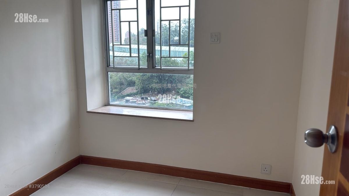 Belvedere Garden Sell 3 Bedrooms , 1 Bathroom 572 ft²