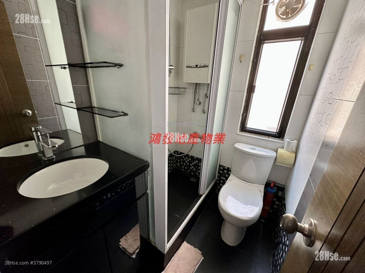 东盛大厦 售盘 2 房 , 1 浴室 318 平方尺