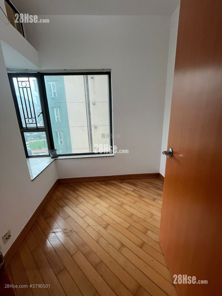 Liberte Sell 2 Bedrooms , 1 Bathroom 491 ft²