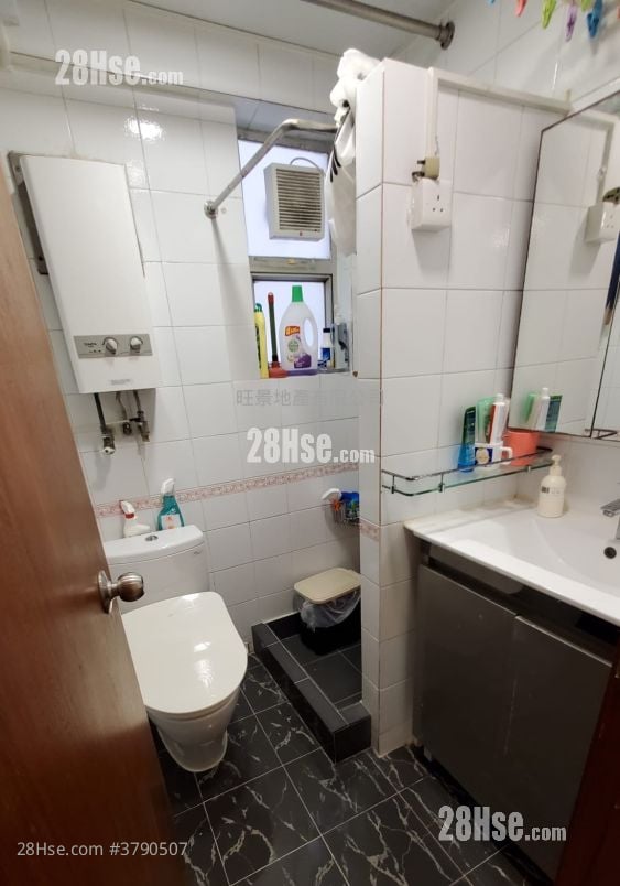 健康村 售盘 3 房 , 2 浴室 626 平方尺