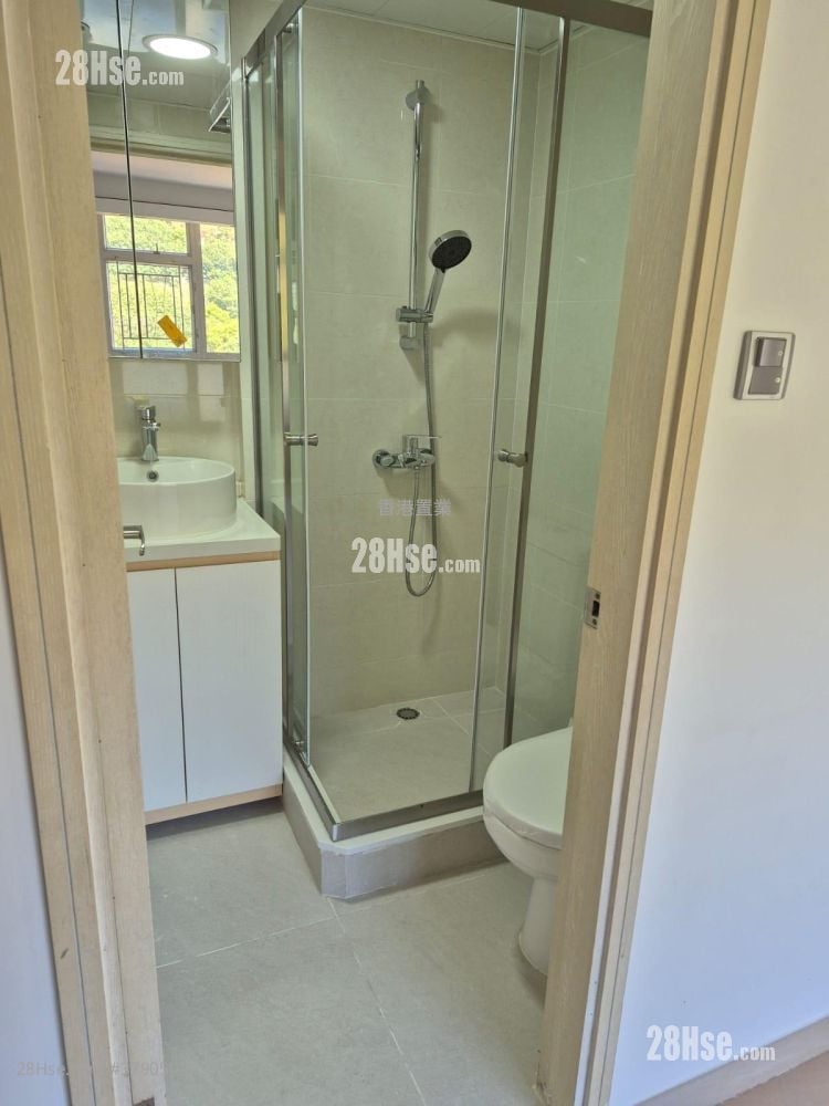 美孚新邨 售盘 3 房 704 平方尺