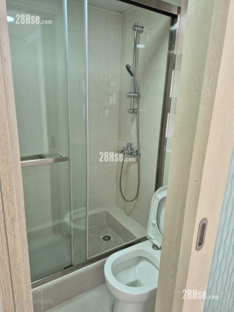 美孚新邨 售盘 3 房 704 平方尺