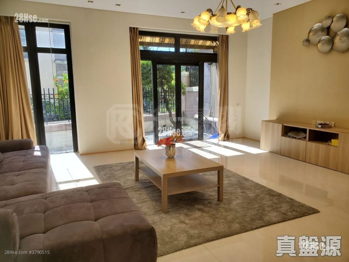 King's Park Hill Sell 4 Bedrooms 2,333 ft²