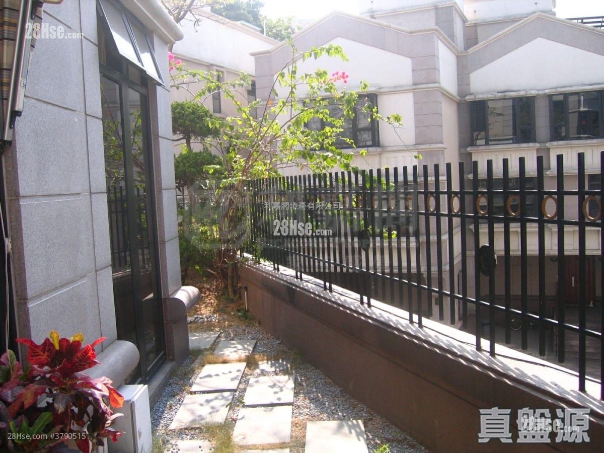 King's Park Hill Sell 4 Bedrooms 2,333 ft²