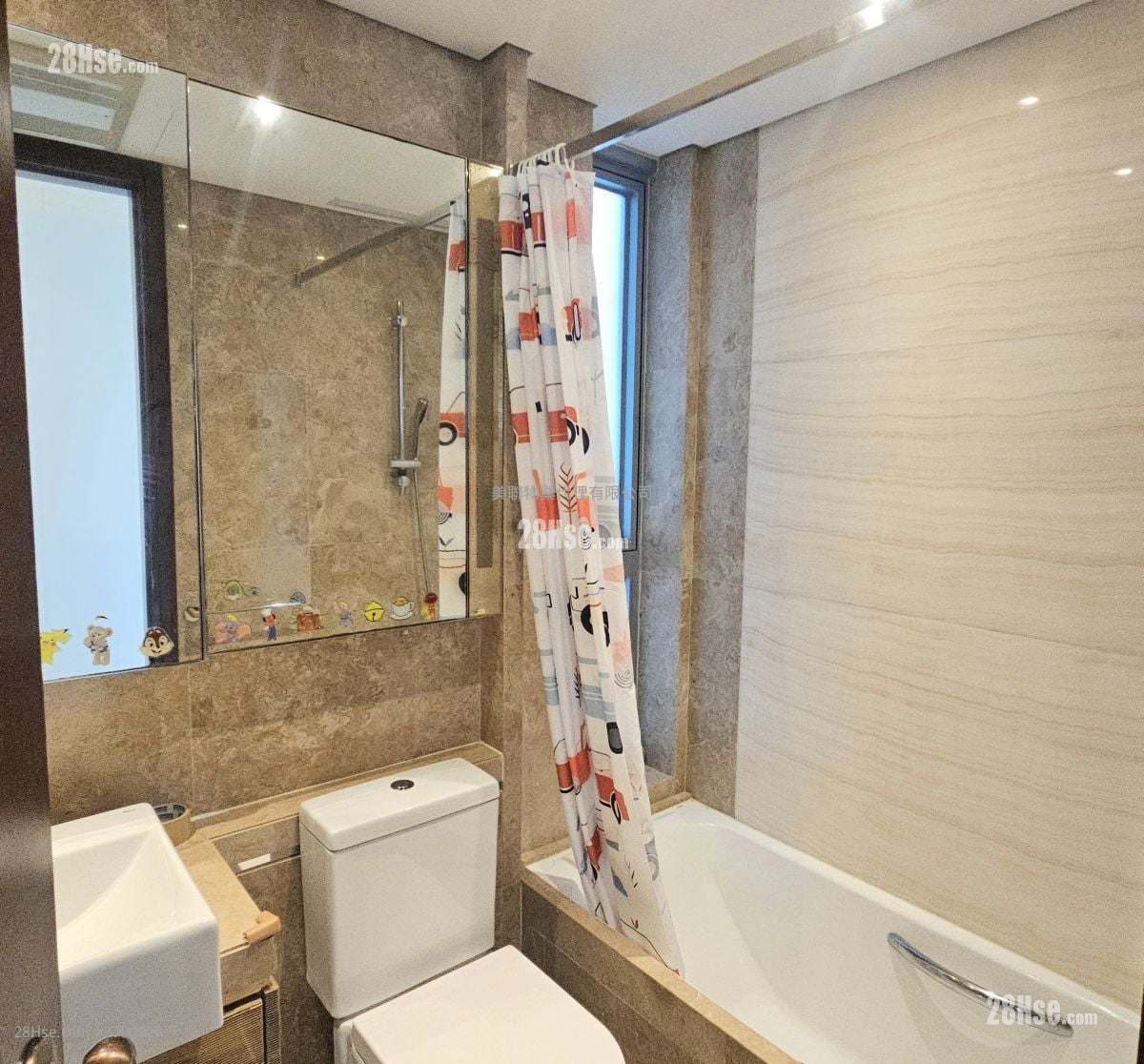 The Parkside Sell 3 Bedrooms 726 ft²