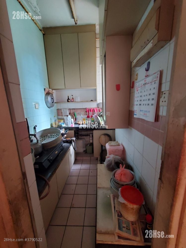 Aldrich Garden Sell 3 Bedrooms 592 ft²