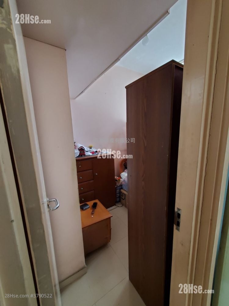 Aldrich Garden Sell 3 Bedrooms 592 ft²