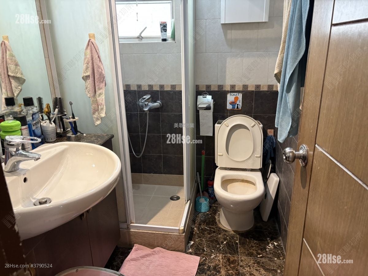 Sceneway Garden Sell 3 Bedrooms 718 ft²