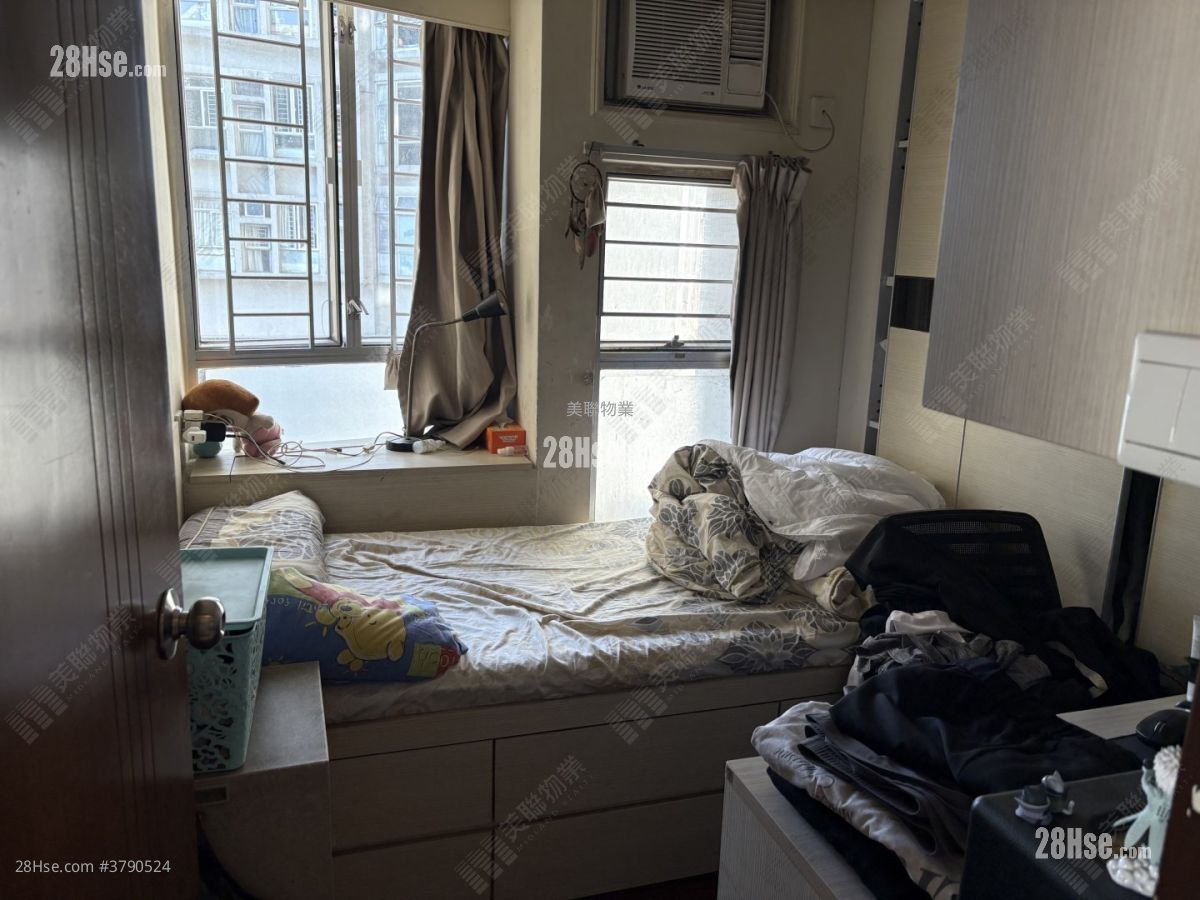 Sceneway Garden Sell 3 Bedrooms 718 ft²