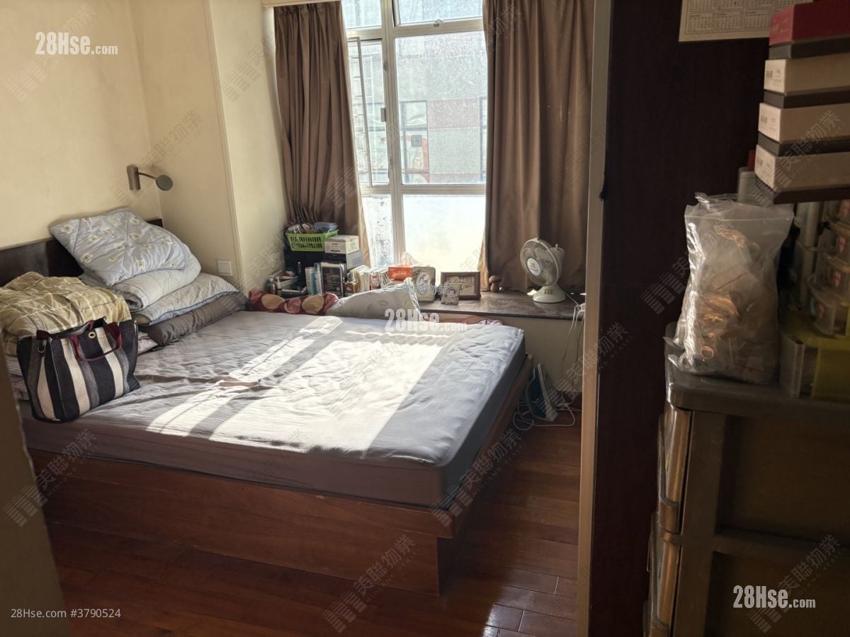 Sceneway Garden Sell 3 Bedrooms 718 ft²