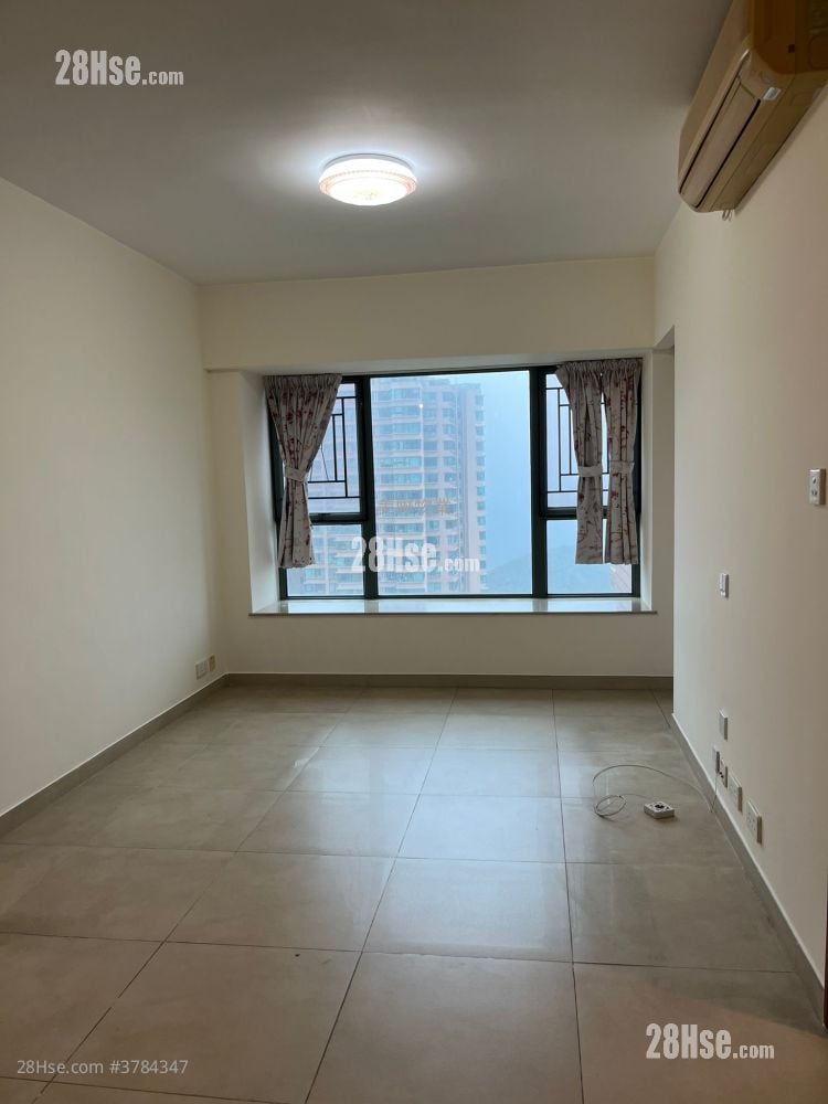 Island Resort Sell 2 Bedrooms , 1 Bathroom 455 ft²