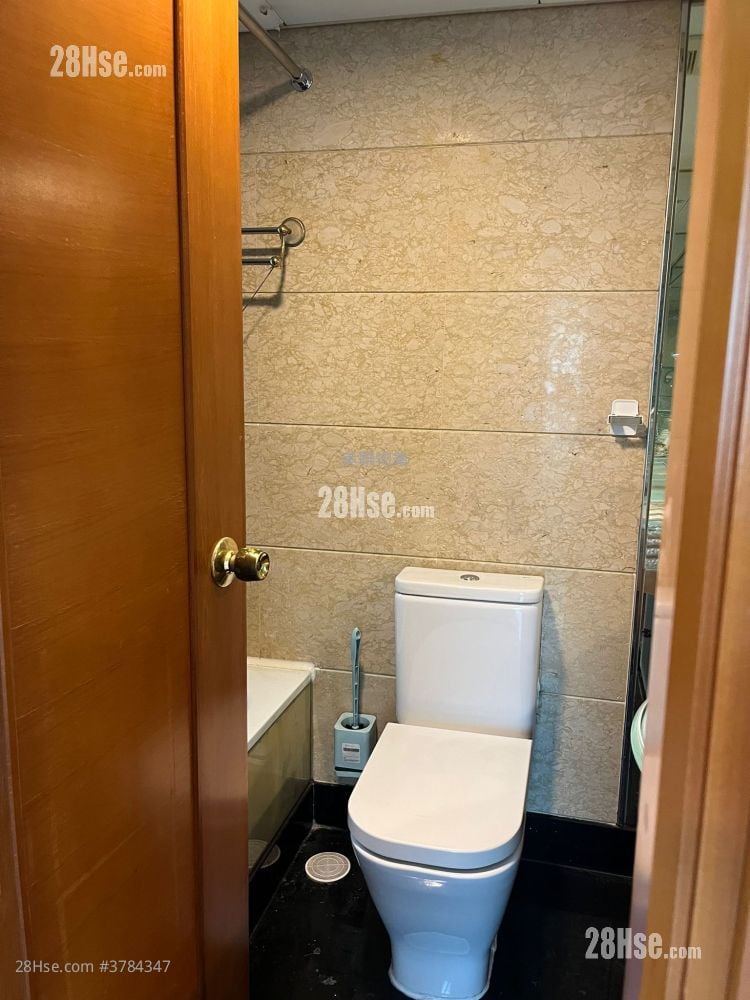 Island Resort Sell 2 Bedrooms , 1 Bathroom 455 ft²