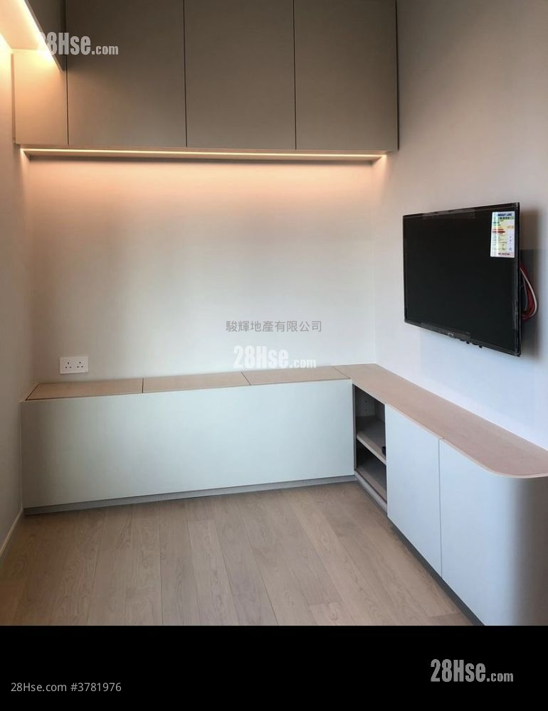 德成轩 售盘 1 房 , 1 浴室 319 平方尺