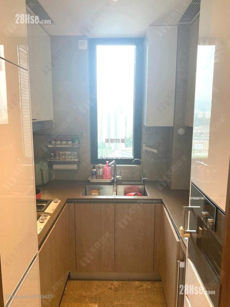 Maya Sell 3 Bedrooms , 1 Bathroom 627 ft²