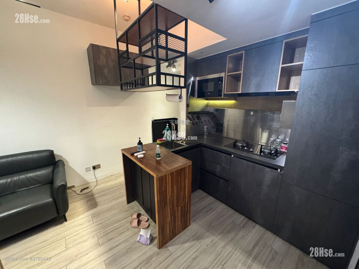 Park One Rental 2 Bedrooms , 1 Bathroom 365 ft²