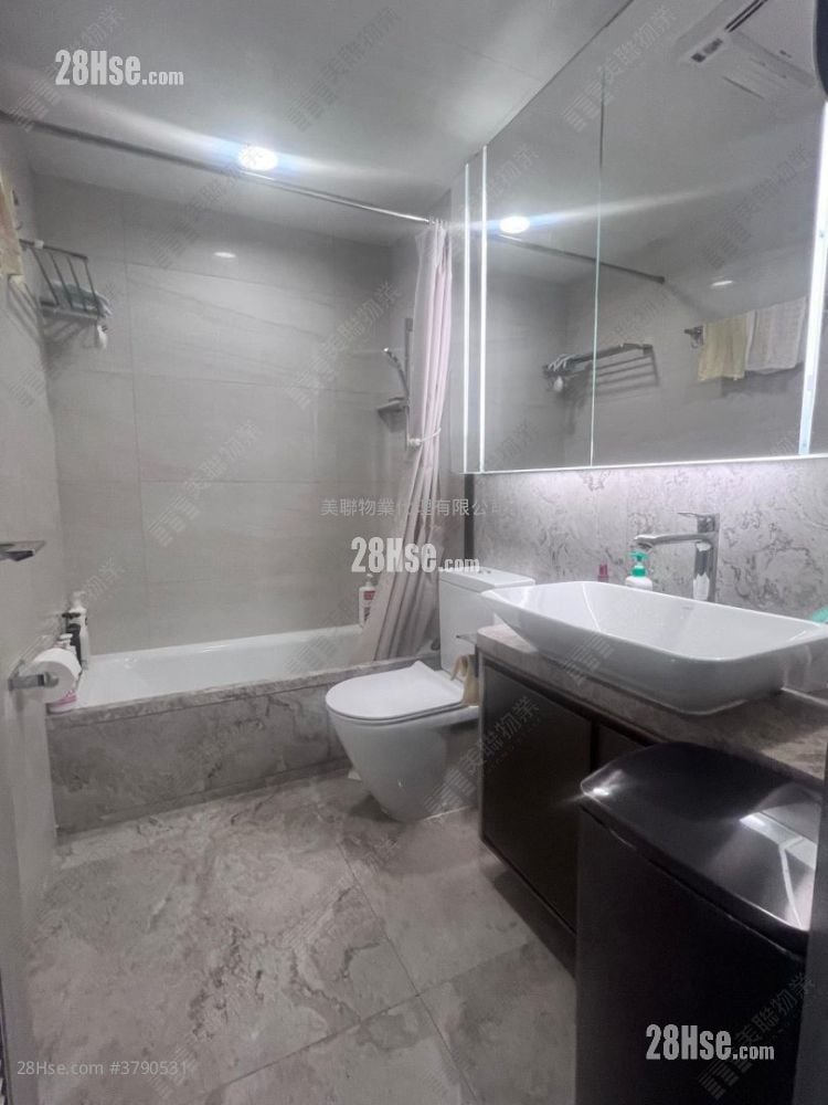 Sea To Sky Sell 4 Bedrooms , 3 Bathrooms 1,077 ft²