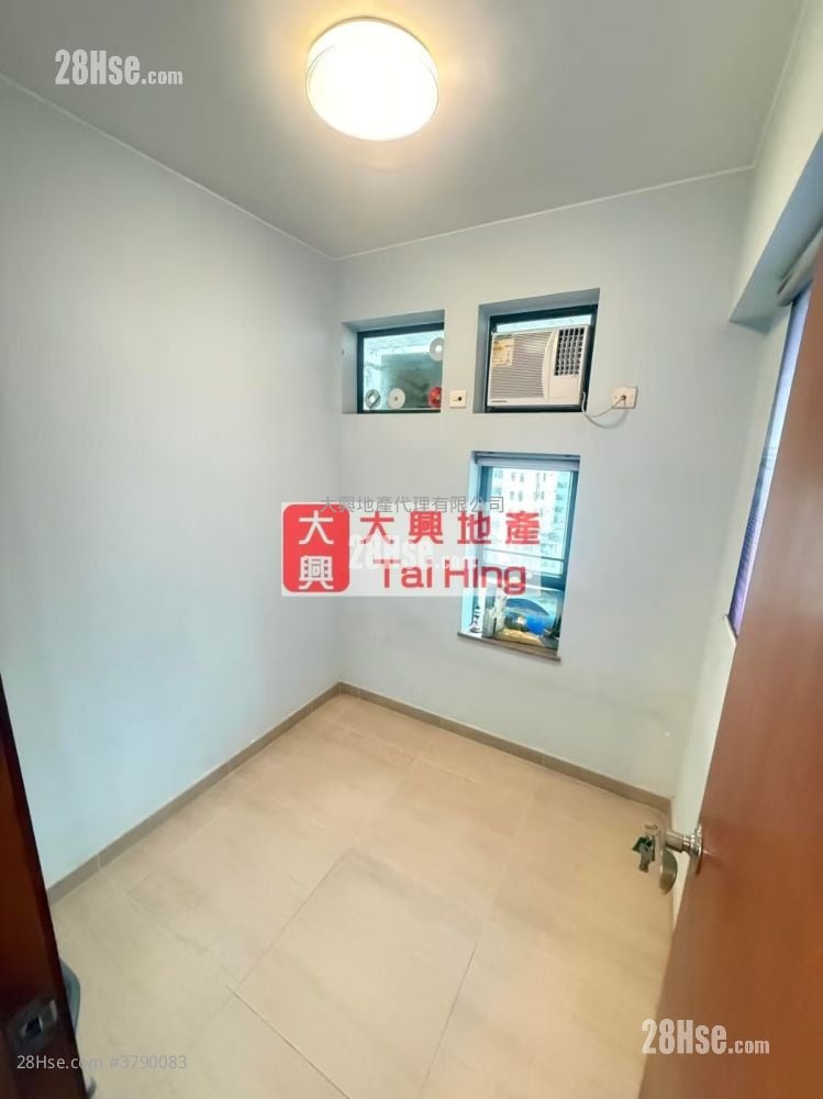 Yau On Court Sell 2 Bedrooms , 1 Bathroom 318 ft²