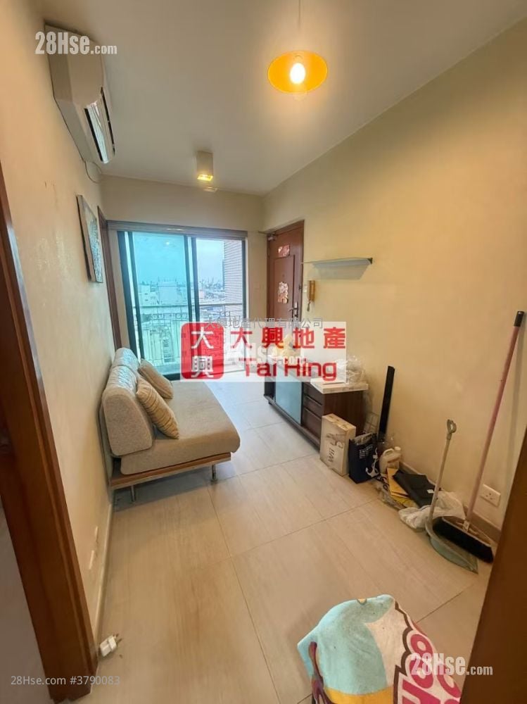 Yau On Court Sell 2 Bedrooms , 1 Bathroom 318 ft²