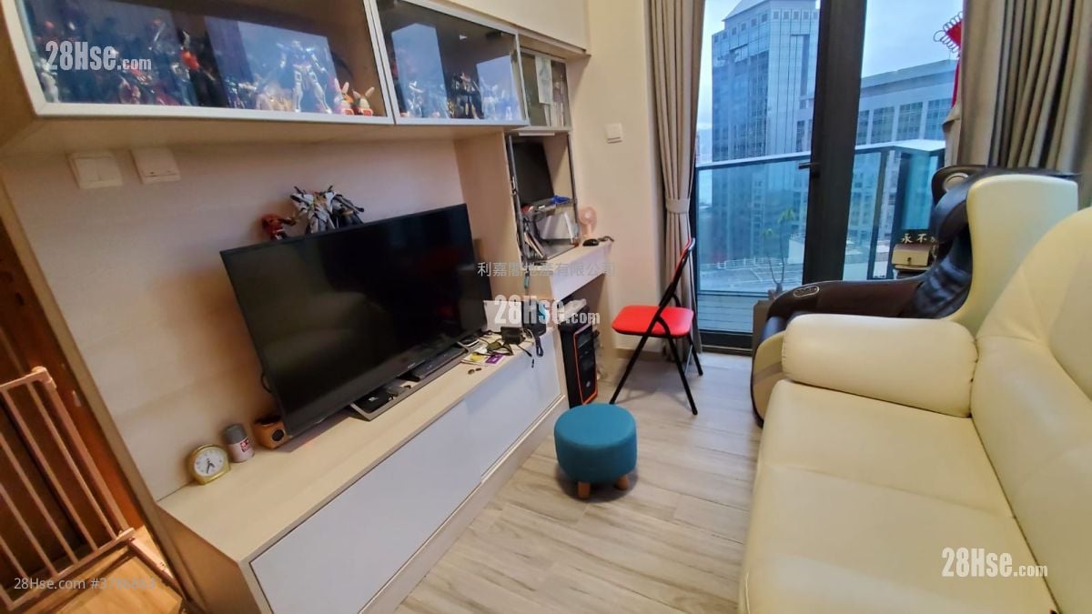 Novum East Sell 1 Bedroom , 1 Bathroom 299 ft²